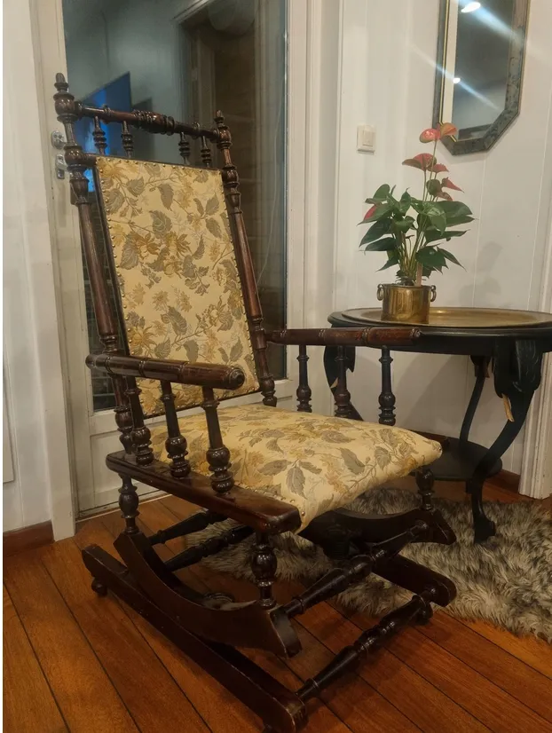 XIX w.eklektyczny fotel bujany na sprężynach